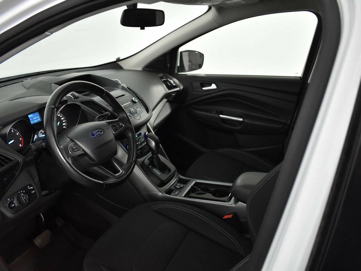 Купить Ford Kuga, 2017, 108 179 км.. Фото: #6