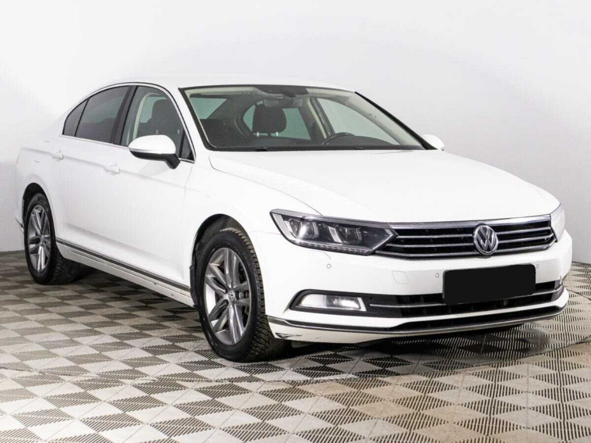 Купить Volkswagen Passat, 2017, 210 270 км.. Фото: #2