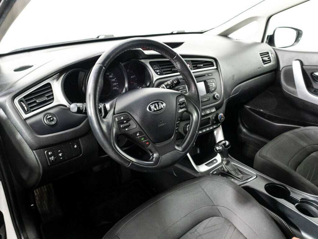 Купить Kia Ceed, 2018, 63 556 км.. Фото: #10