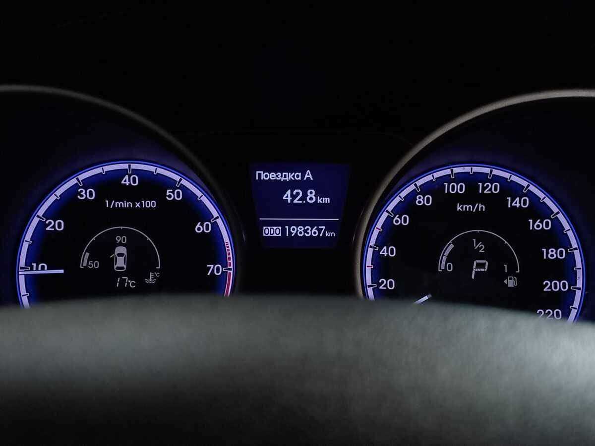 Купить Hyundai ix35, 2012, 198 270 км.. Фото: #10