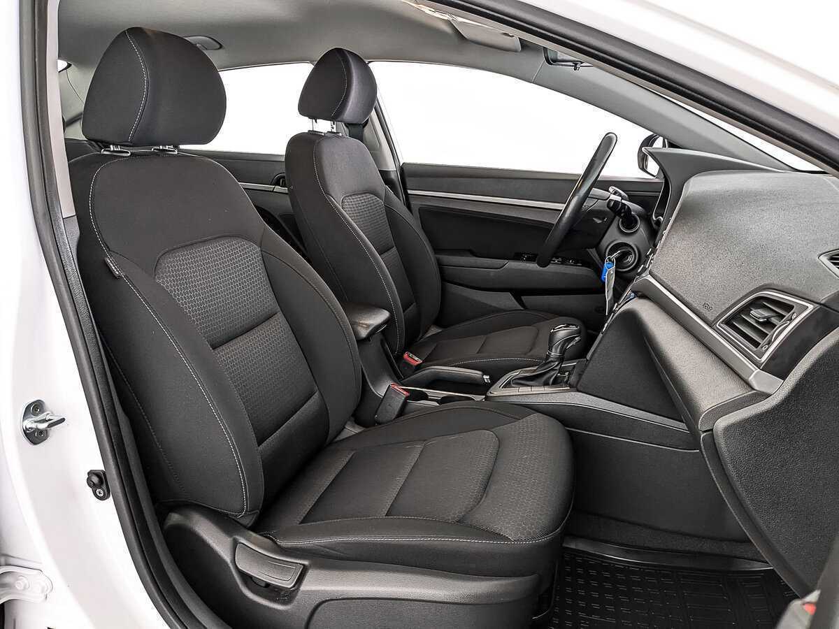 Купить Hyundai Elantra, 2018, 97 532 км.. Фото: #22