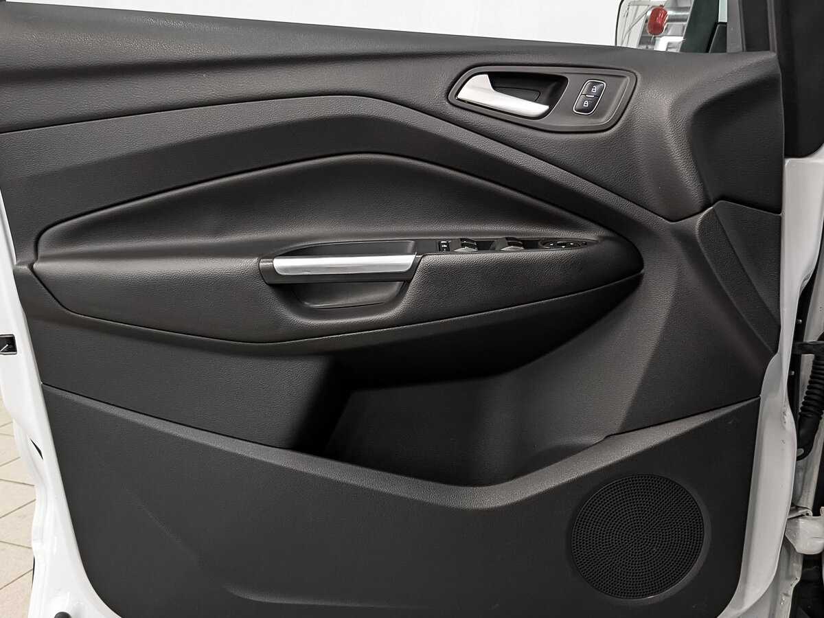 Купить Ford Kuga, 2016, 78 607 км.. Фото: #16