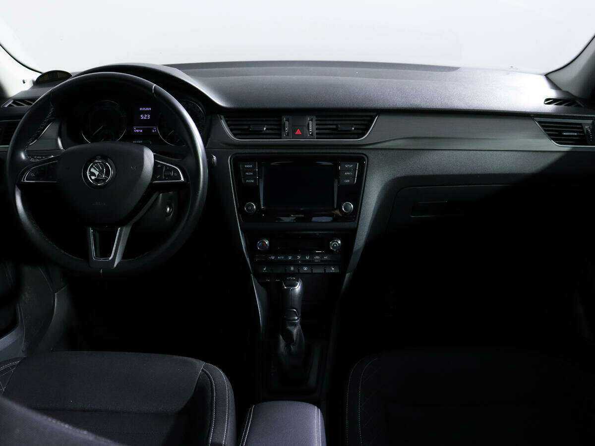 Купить Skoda Rapid, 2017, 179 376 км.. Фото: #9