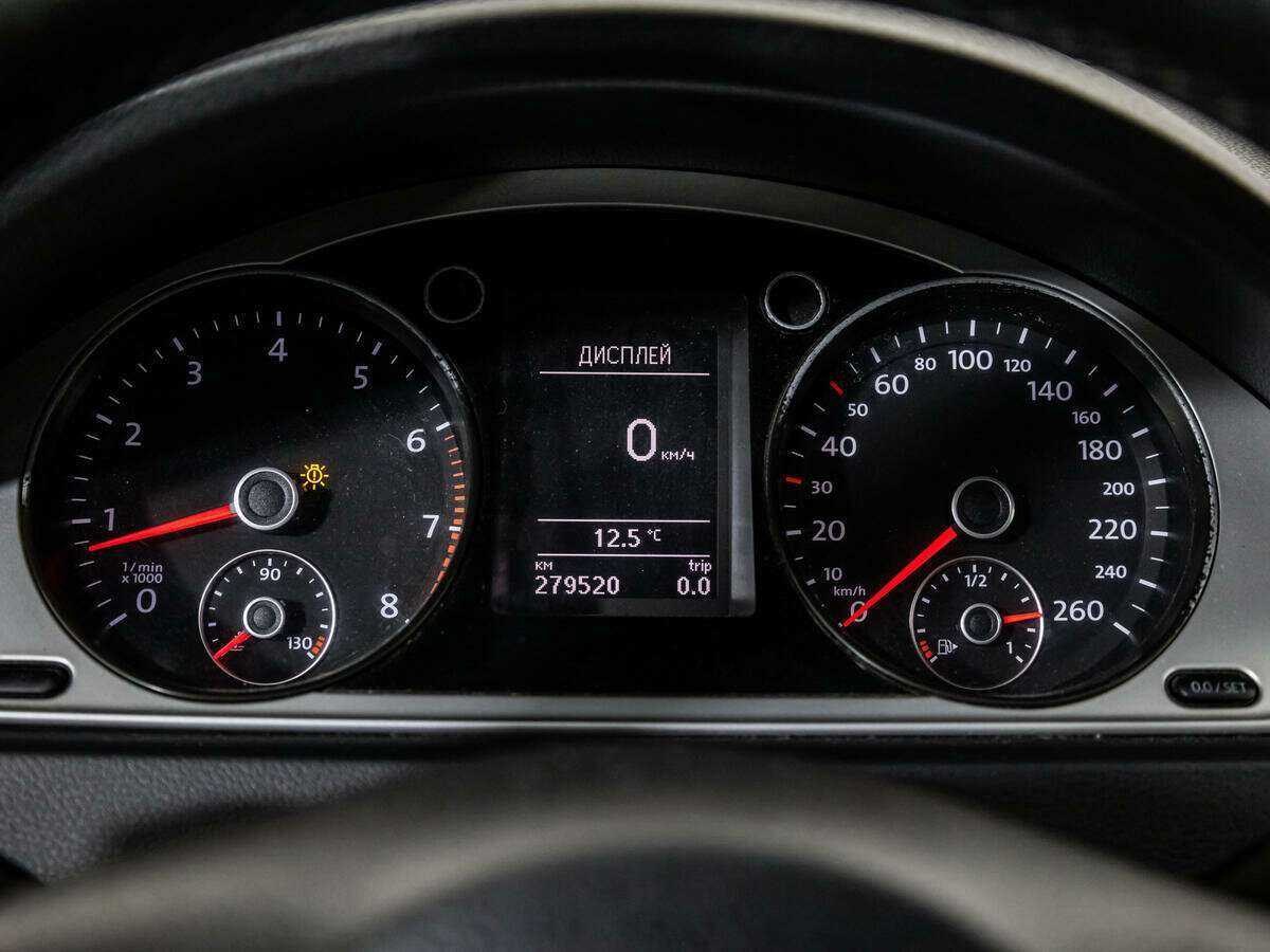 Купить Volkswagen Passat, 2012, 279 510 км.. Фото: #11