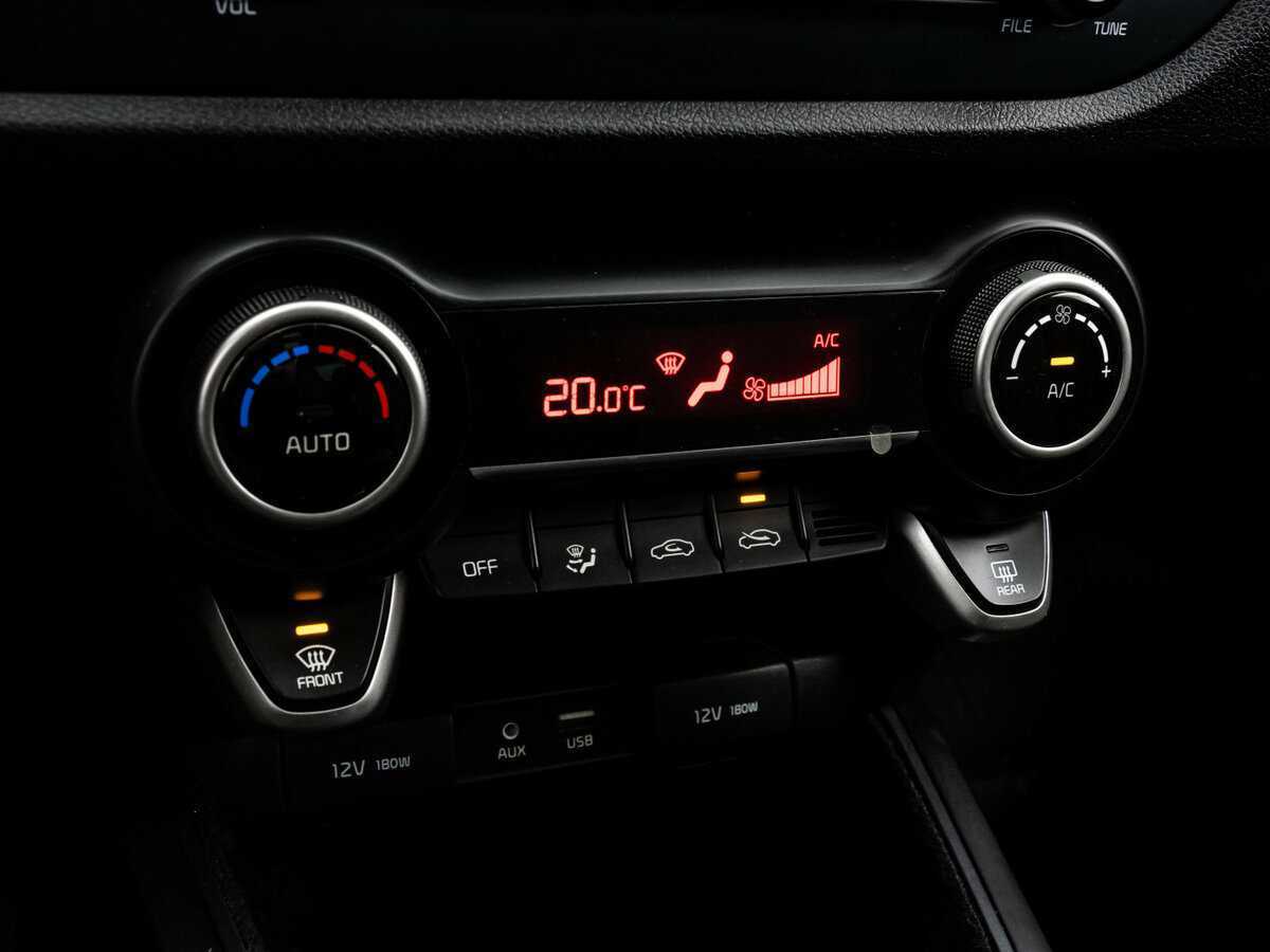 Купить Kia Rio, 2018, 119 409 км.. Фото: #13