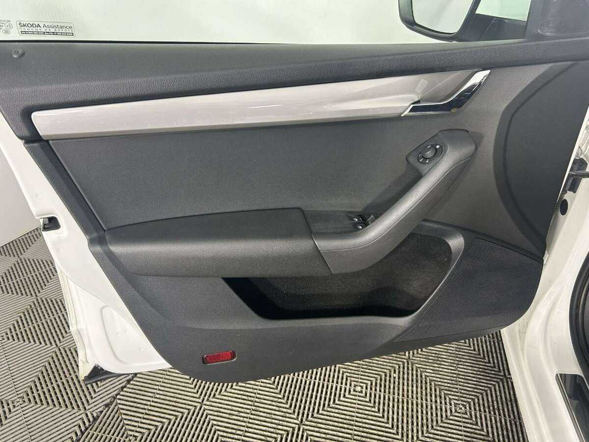 Купить Skoda Octavia, 2018, 431 666 км.. Фото: #7