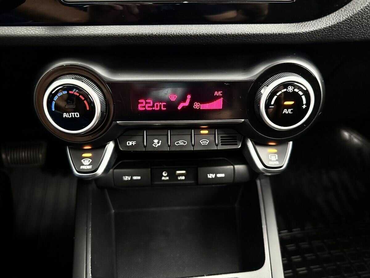 Купить Kia Rio, 2019, 83 480 км.. Фото: #11