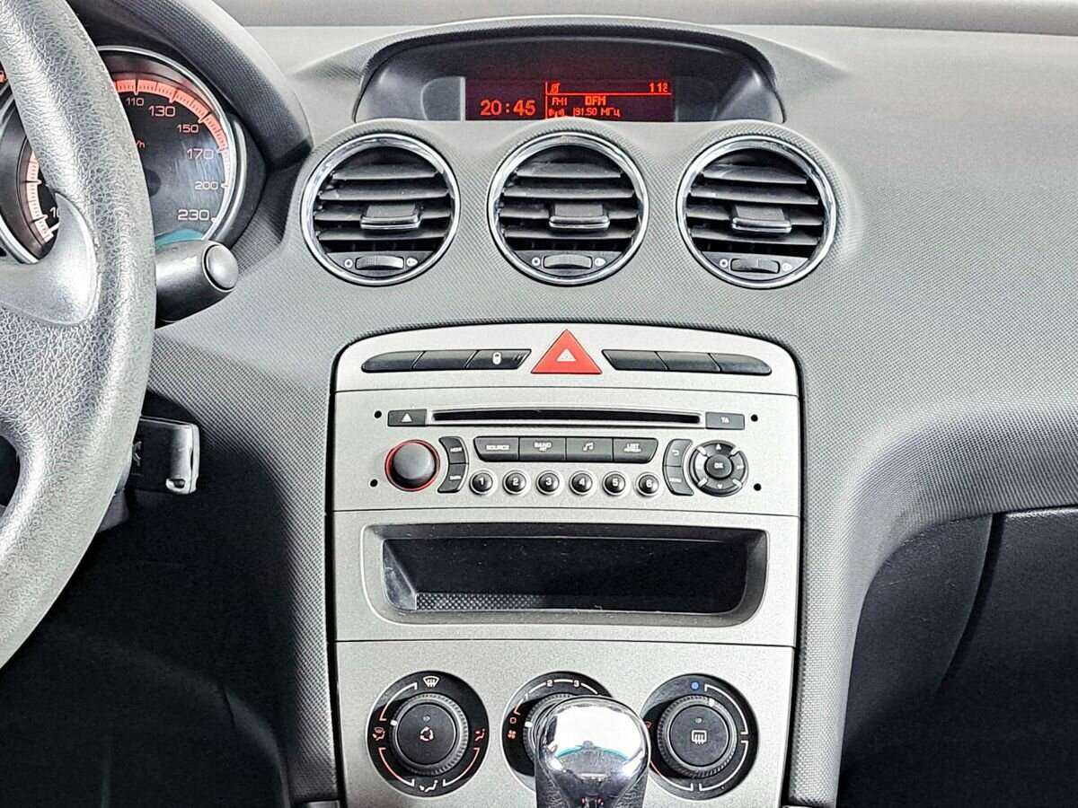 Купить Peugeot 408, 2013, 92 860 км.. Фото: #10