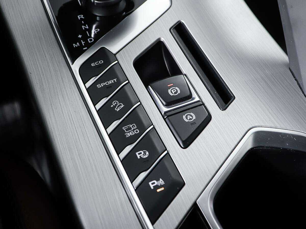 Купить Geely Coolray, 2022, 27 040 км.. Фото: #17