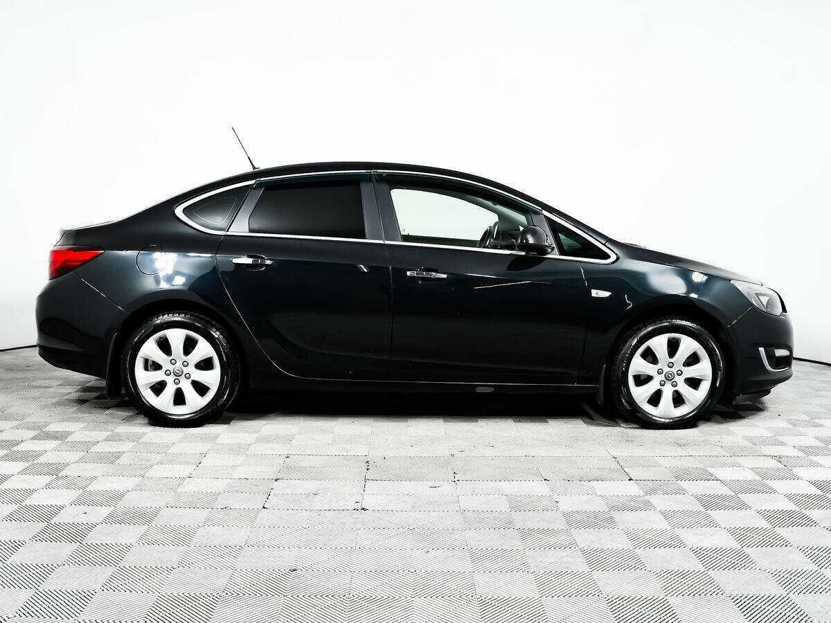 Купить Opel Astra, 2013, 144 866 км.. Фото: #3