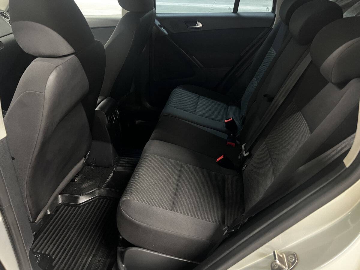 Купить Volkswagen Tiguan, 2012, 179 371 км.. Фото: #11