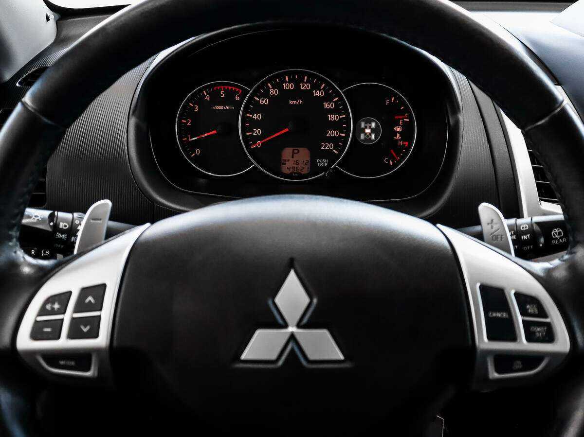 Купить Mitsubishi Pajero Sport, 2015, 49 559 км.. Фото: #17