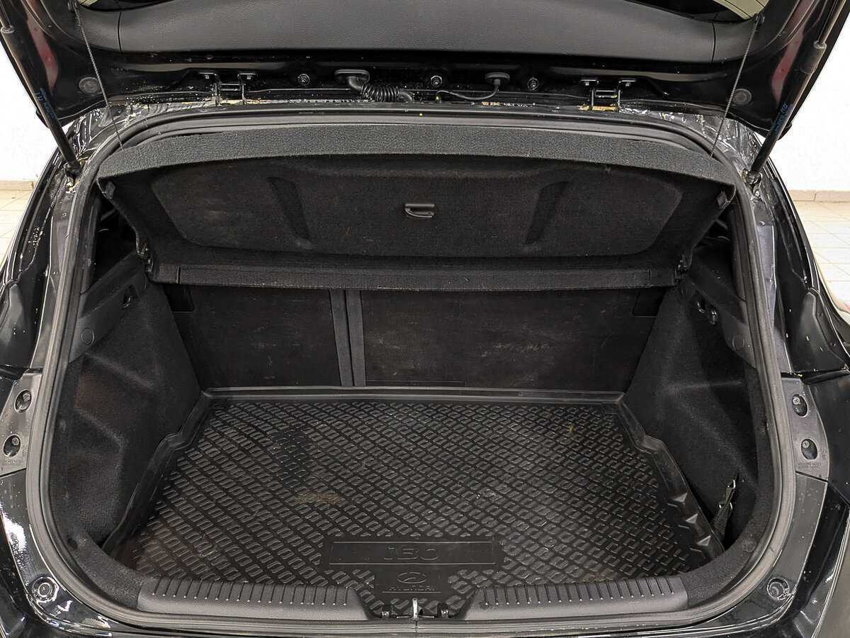 Купить Hyundai i30, 2015, 65 329 км.. Фото: #9