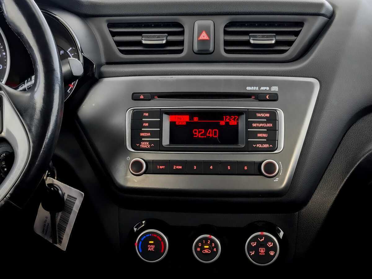 Купить Kia Rio, 2017, 162 784 км.. Фото: #14