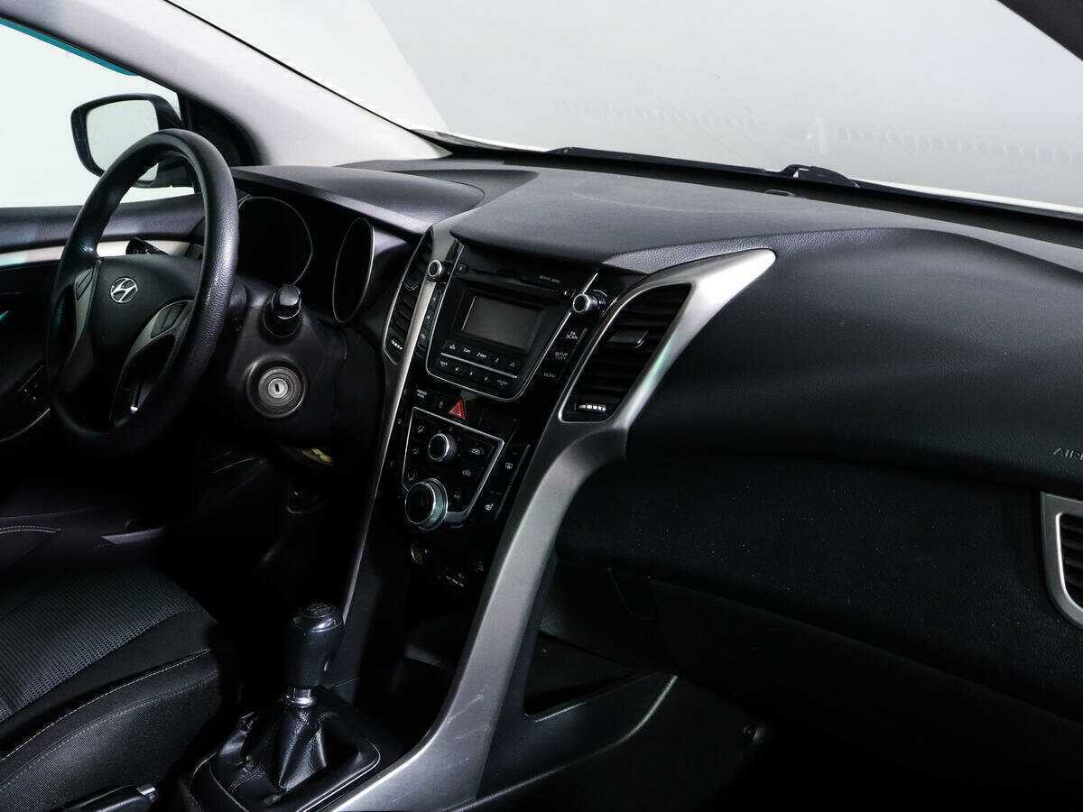 Купить Hyundai i30, 2013, 218 378 км.. Фото: #8