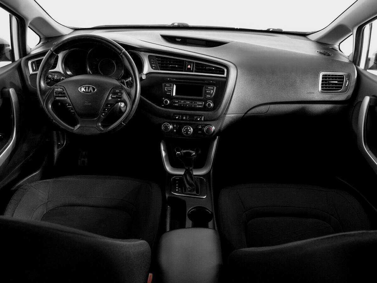 Купить Kia Ceed, 2016, 138 159 км.. Фото: #11