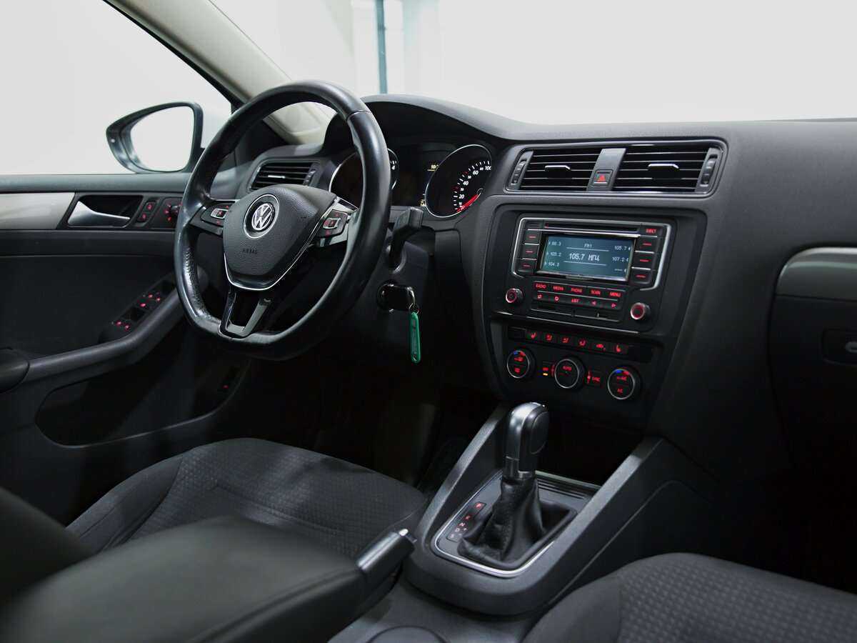 Купить Volkswagen Jetta, 2015, 144 689 км.. Фото: #5