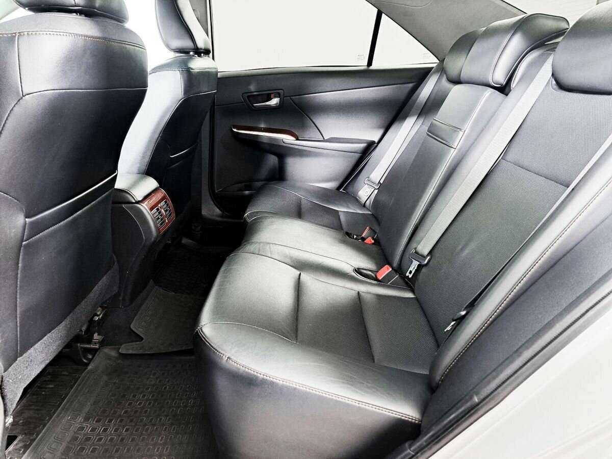 Купить Toyota Camry, 2014, 121 870 км.. Фото: #7