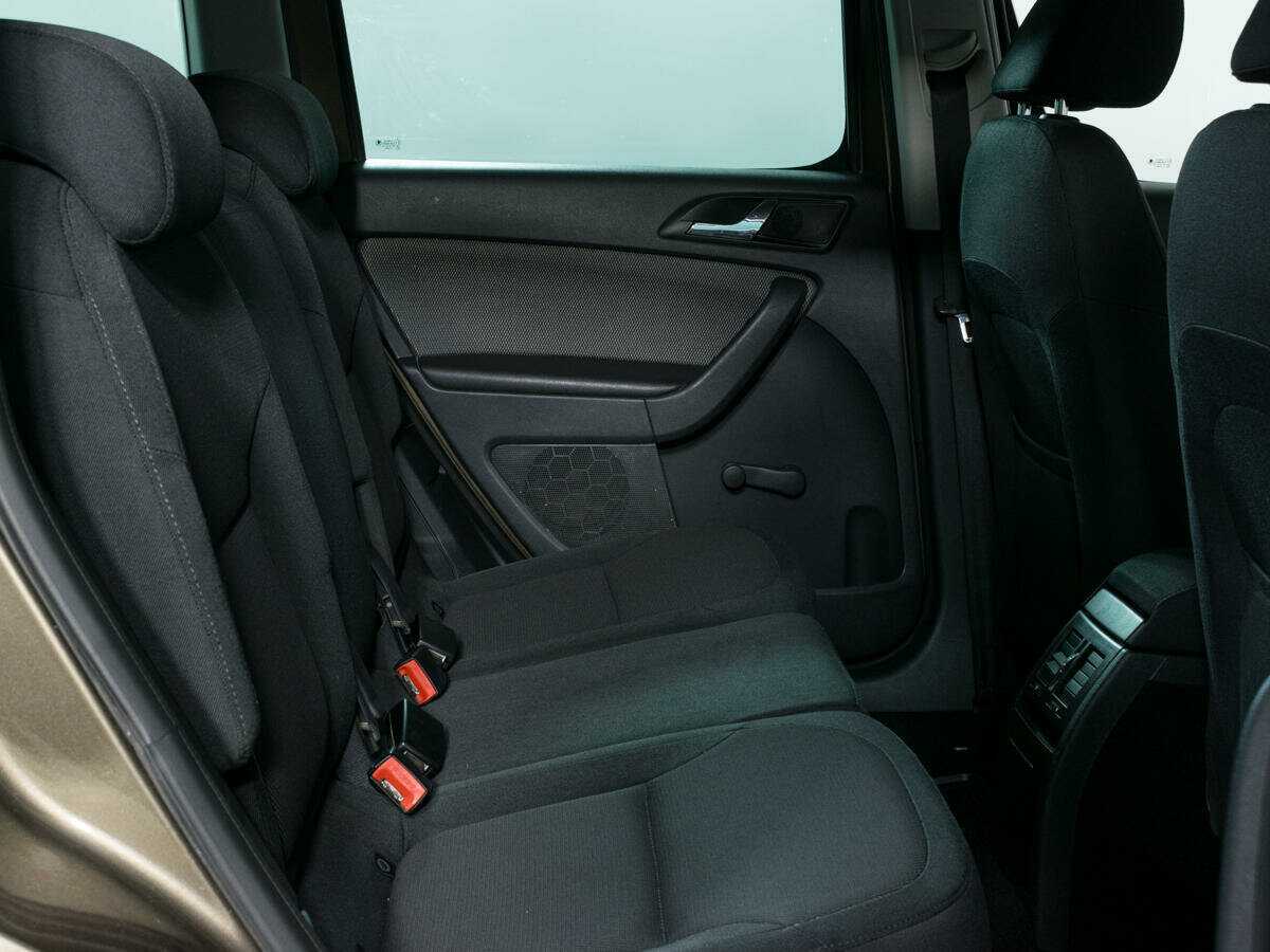 Купить Skoda Yeti, 2012, 162 046 км.. Фото: #9