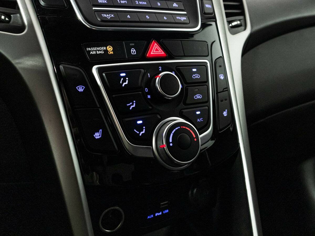 Купить Hyundai i30, 2016, 98 223 км.. Фото: #14