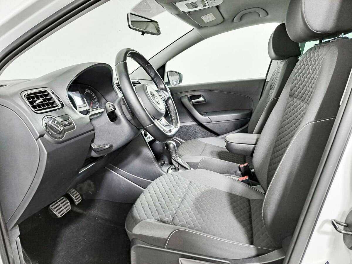 Купить Volkswagen Polo, 2018, 38 165 км.. Фото: #10