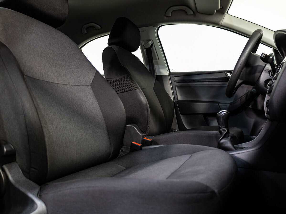 Купить Skoda Rapid, 2017, 179 499 км.. Фото: #9