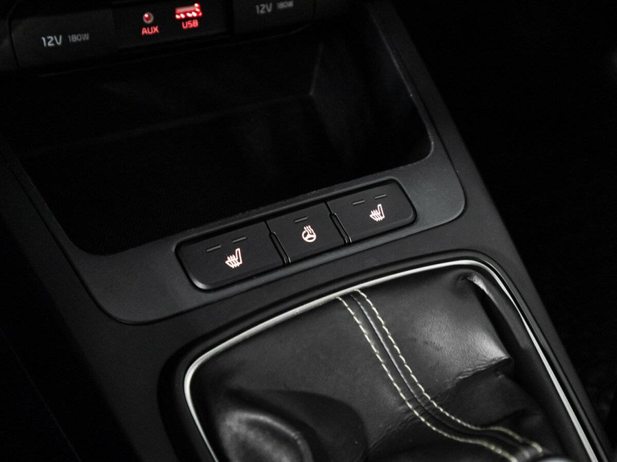 Купить Kia Rio, 2019, 81 706 км.. Фото: #15