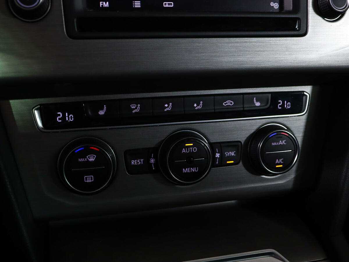 Купить Volkswagen Passat, 2016, 131 019 км.. Фото: #13