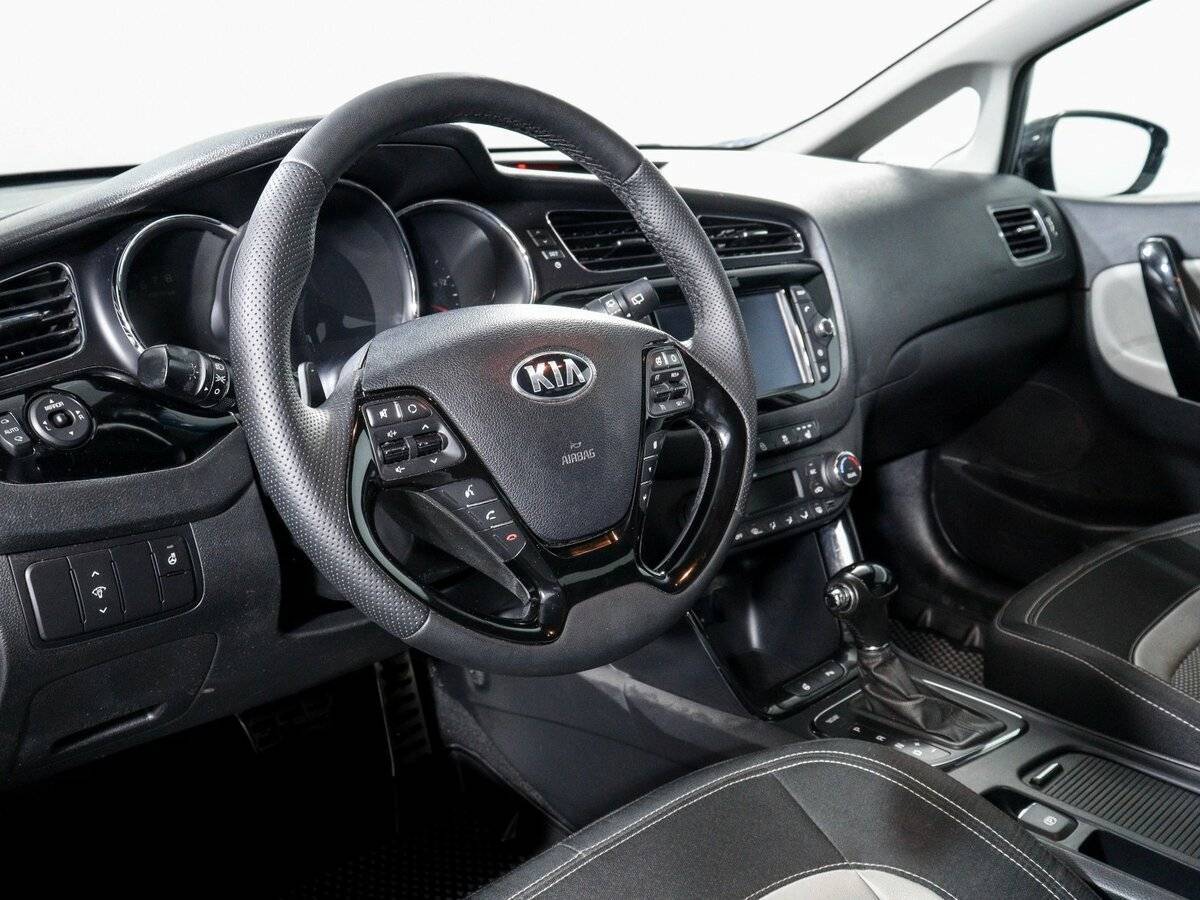 Купить Kia Ceed, 2013, 204 979 км.. Фото: #7