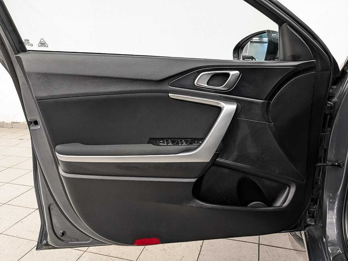 Купить Kia Ceed, 2019, 45 389 км.. Фото: #18