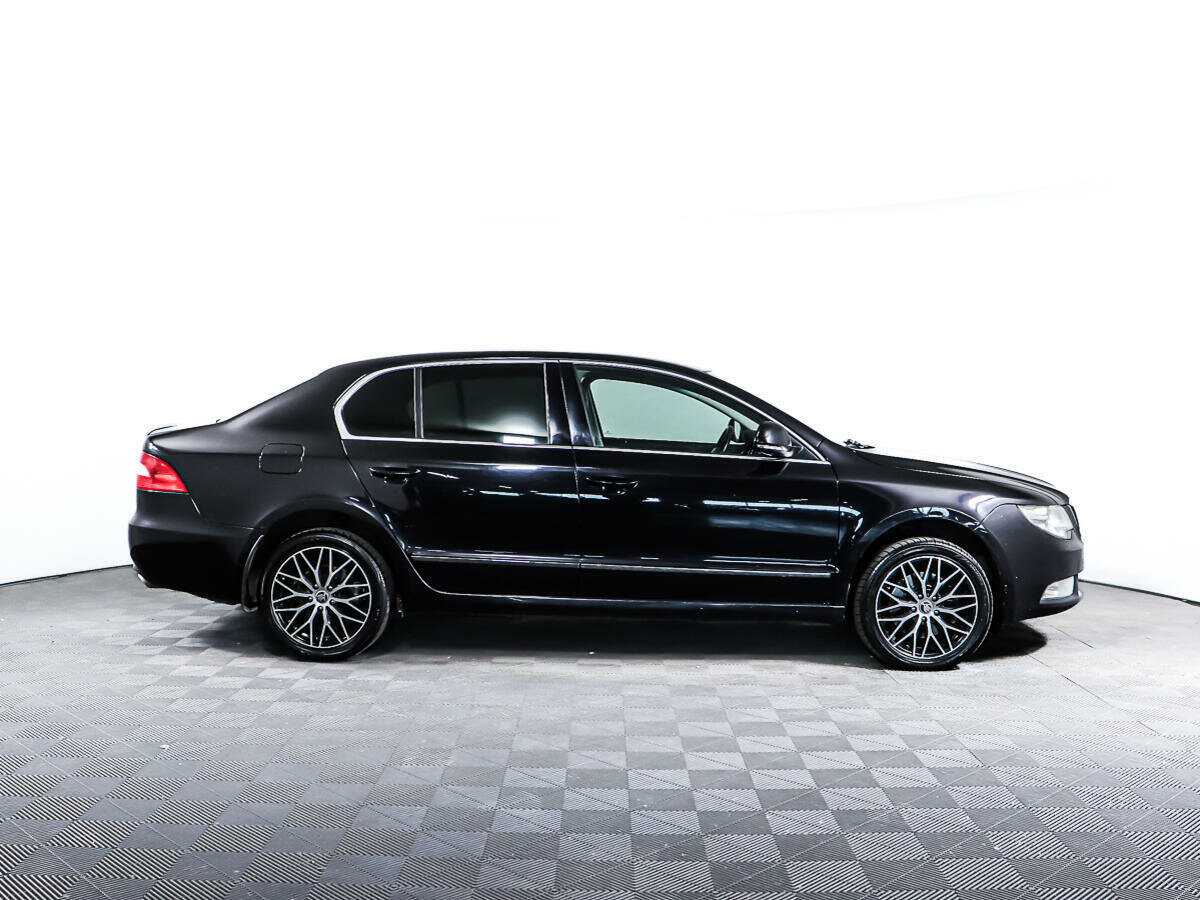 Купить Skoda Superb, 2012, 245 296 км.. Фото: #3