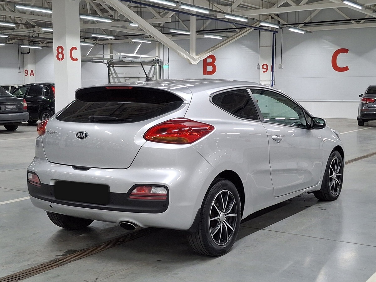 Купить Kia Ceed, 2013, 187 209 км.. Фото: #4