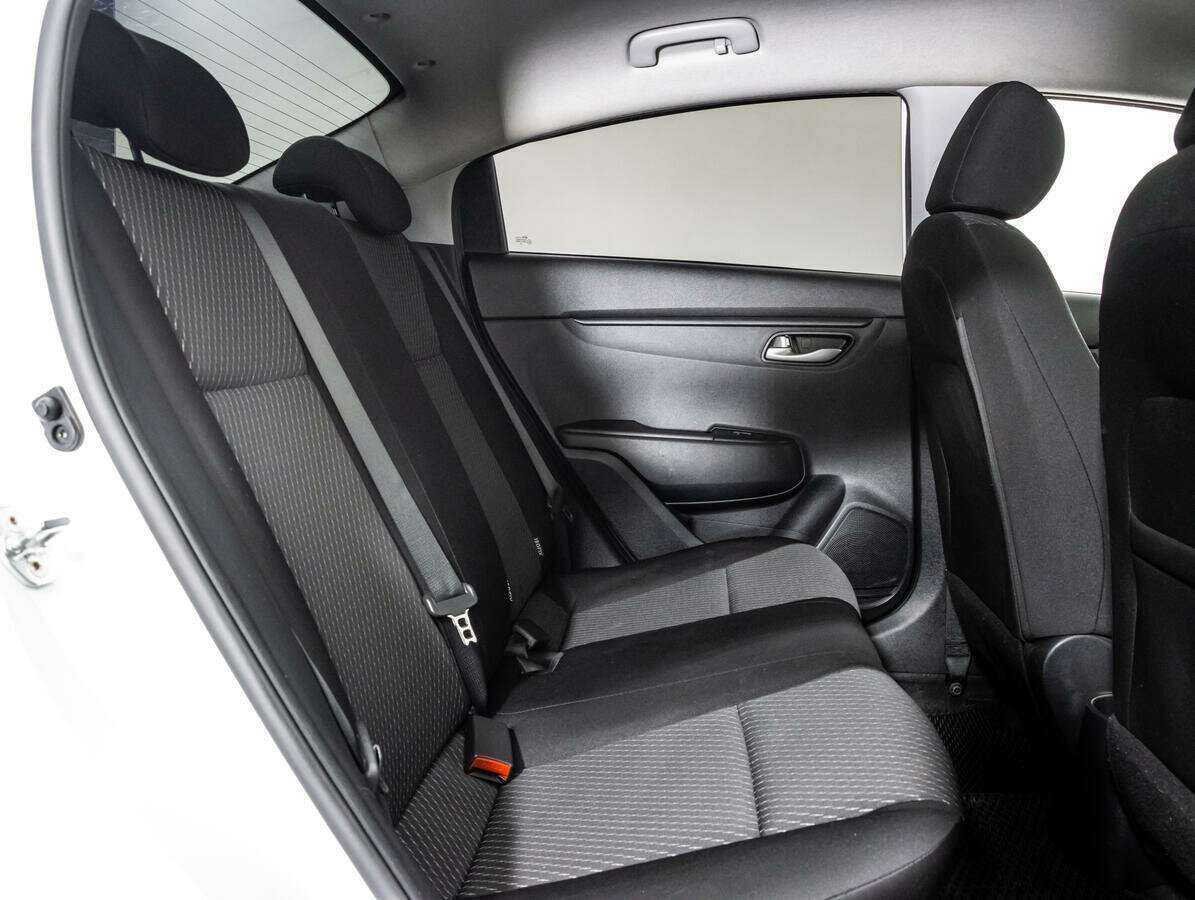 Купить Kia Rio, 2019, 77 000 км.. Фото: #14