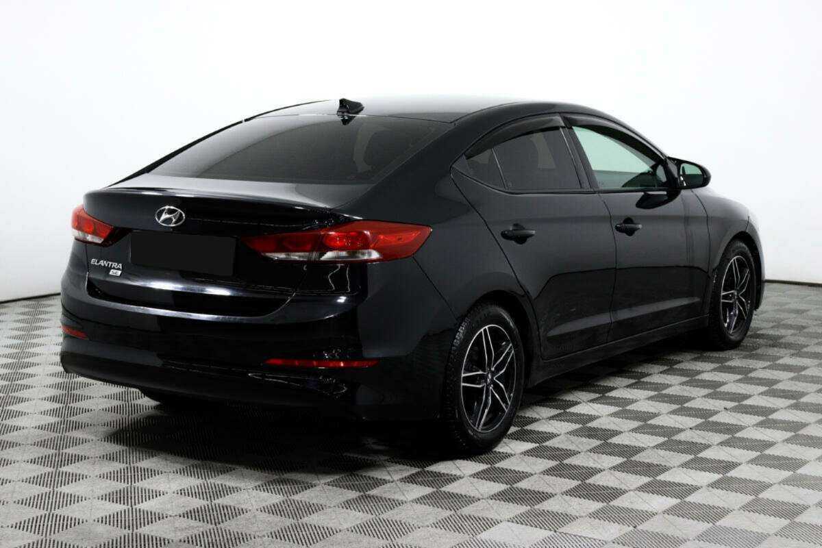 Купить Hyundai Elantra, 2018, 95 171 км.. Фото: #4