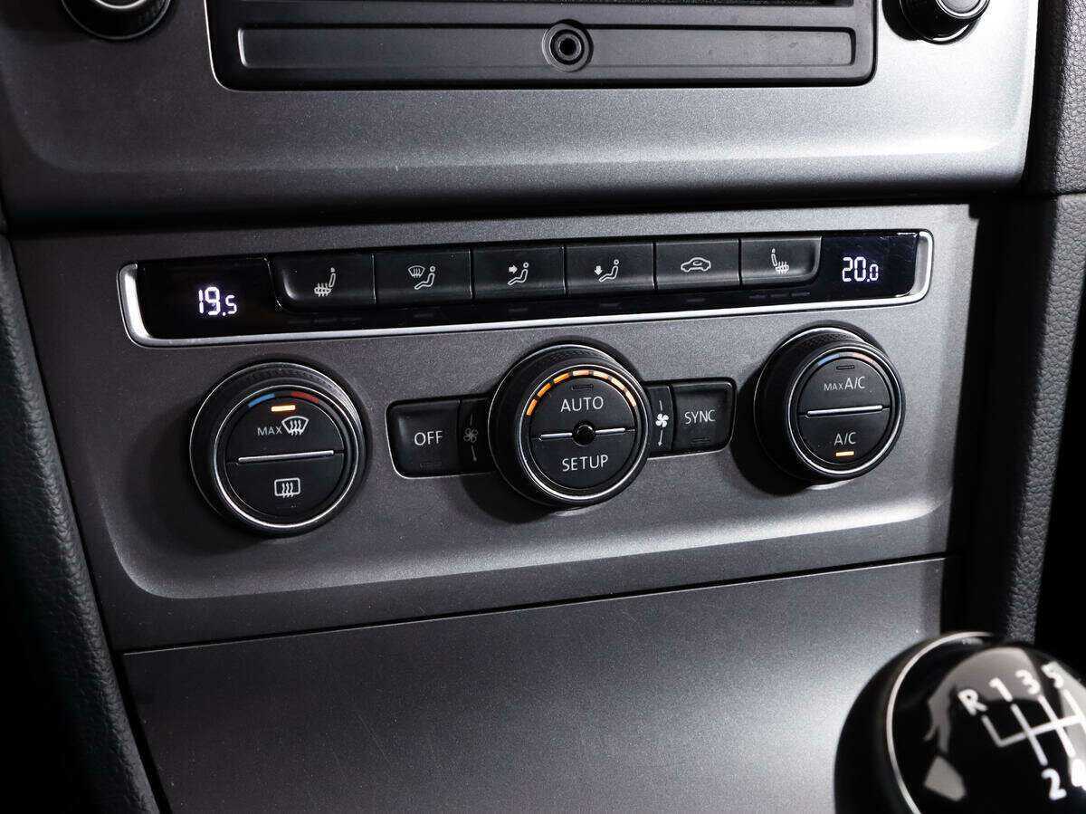 Купить Volkswagen Golf, 2013, 180 906 км.. Фото: #11