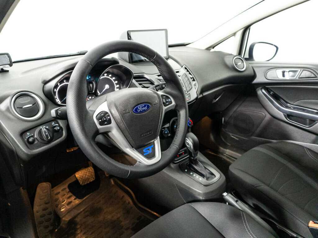 Купить Ford Fiesta, 2015, 67 443 км.. Фото: #10