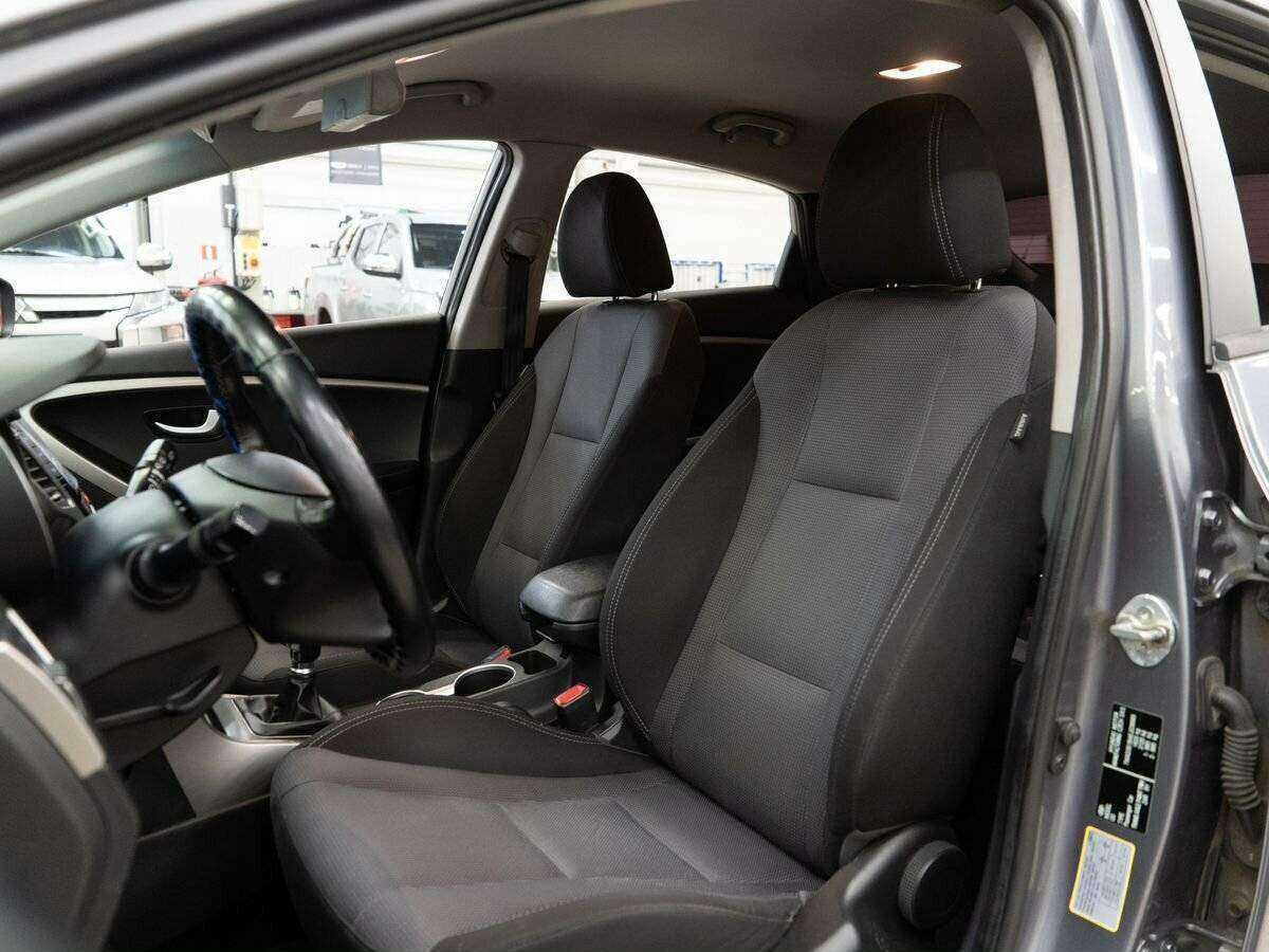 Купить Hyundai i30, 2014, 145 000 км.. Фото: #5