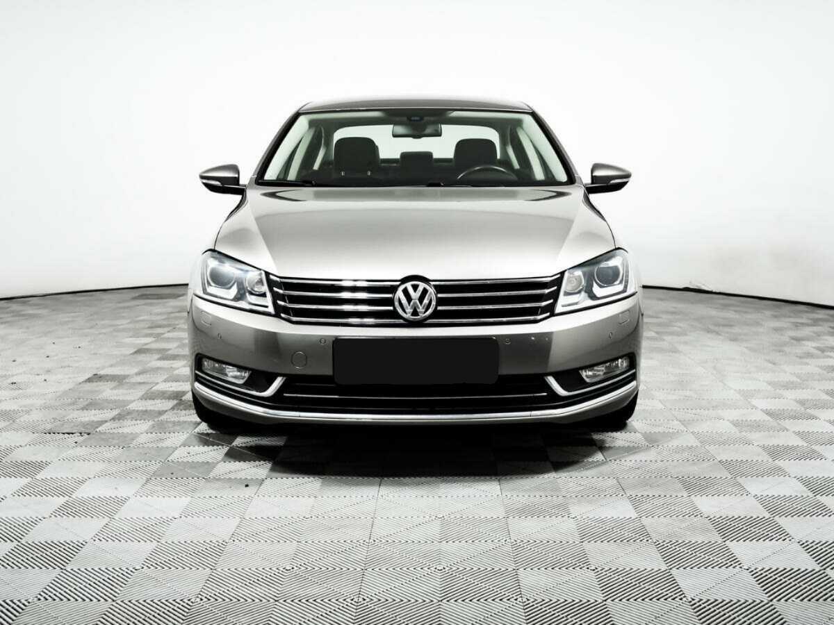Купить Volkswagen Passat, 2012, 115 560 км.. Фото: #1