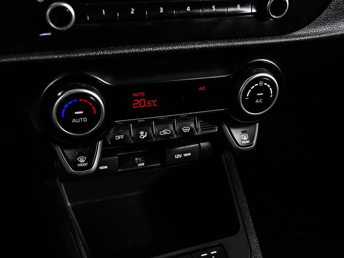 Купить Kia Rio, 2020, 81 073 км.. Фото: #15