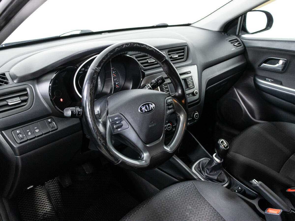 Купить Kia Rio, 2017, 121 753 км.. Фото: #10