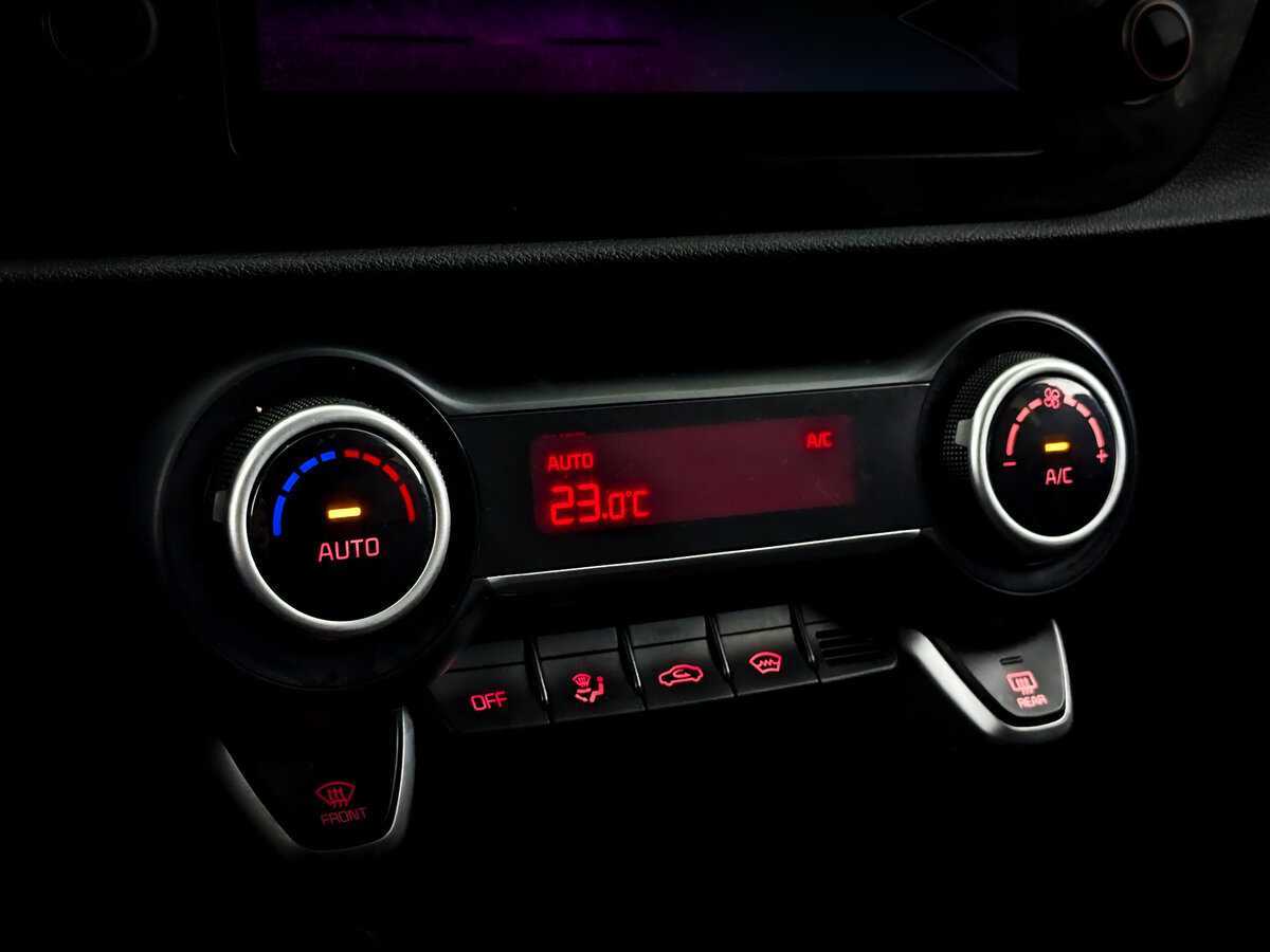 Купить Kia Rio, 2022, 81 470 км.. Фото: #24