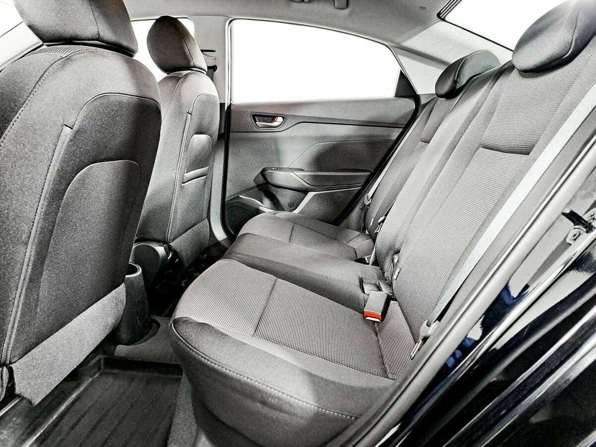 Купить Hyundai Solaris, 2018, 12 905 км.. Фото: #9