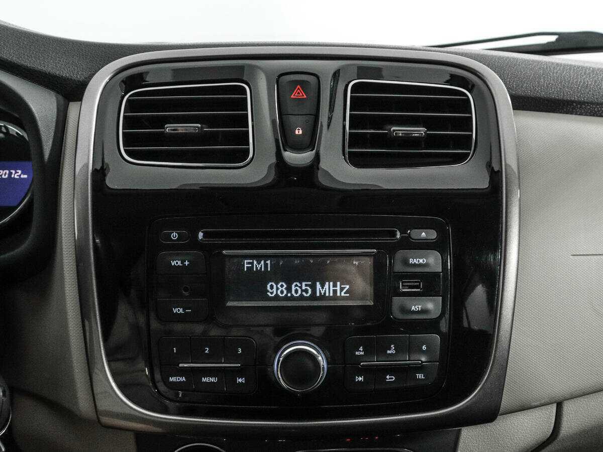 Купить Renault Logan, 2014, 122 071 км.. Фото: #12