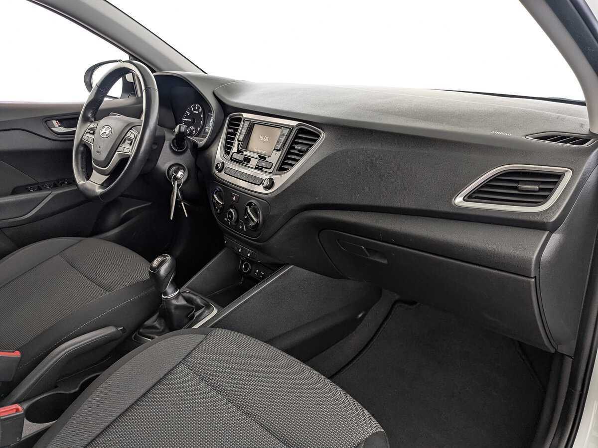 Купить Hyundai Solaris, 2017, 147 719 км.. Фото: #10