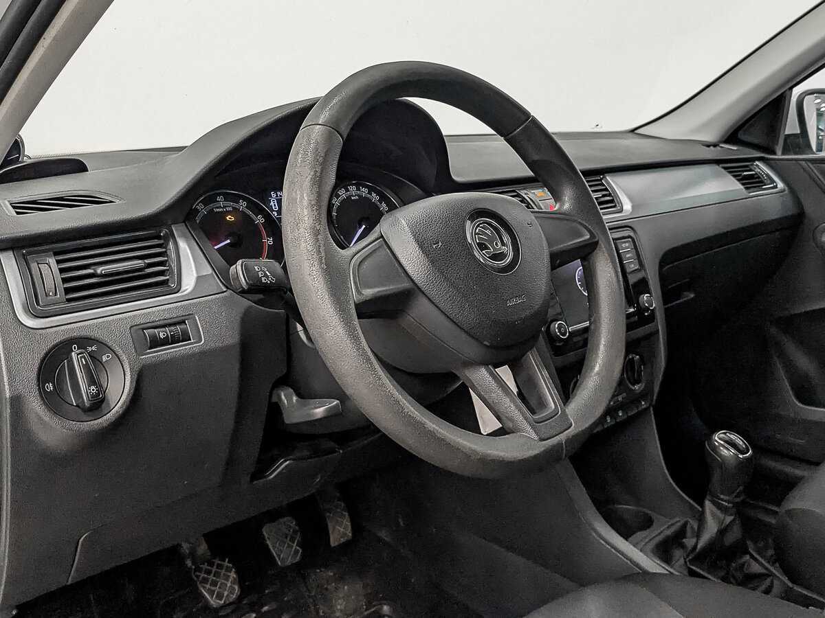 Купить Skoda Rapid, 2017, 191 579 км.. Фото: #14