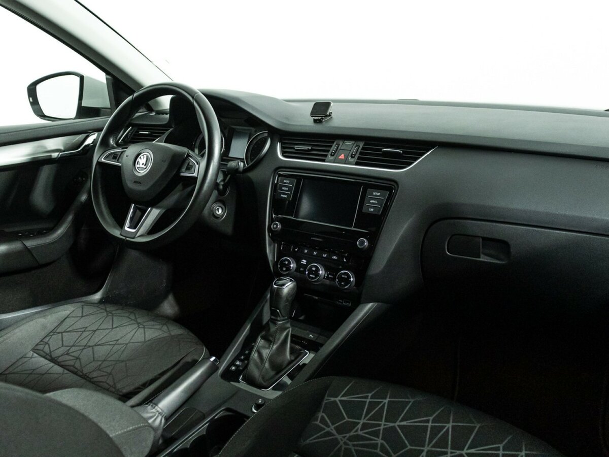 Купить Skoda Octavia, 2019, 61 764 км.. Фото: #8