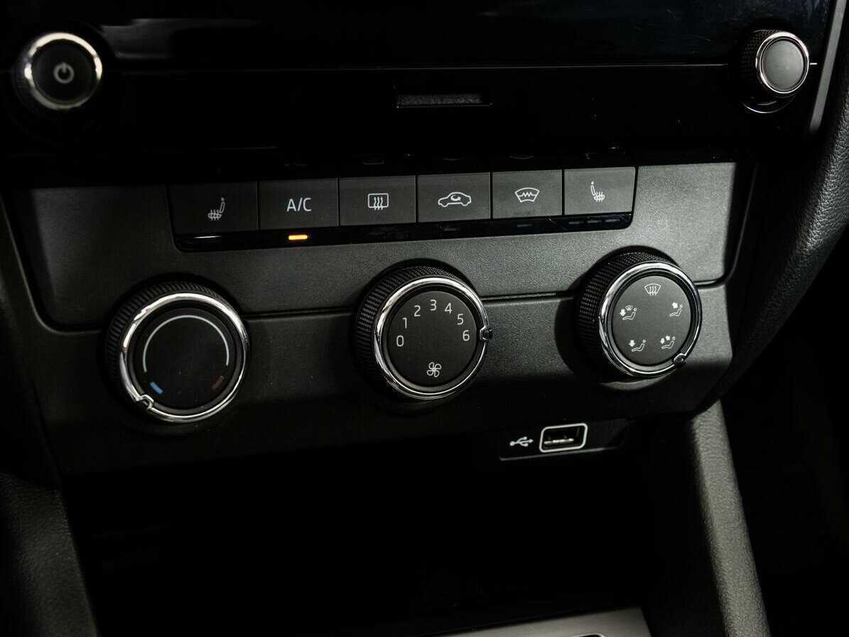 Купить Skoda Octavia, 2018, 97 659 км.. Фото: #10