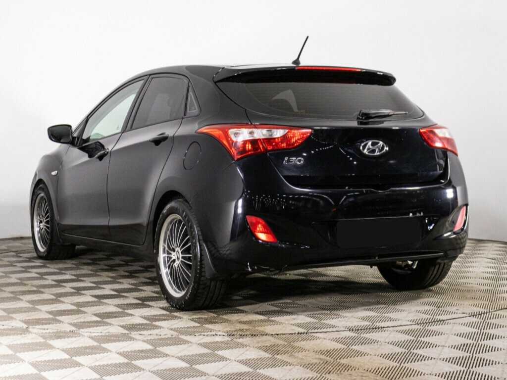 Купить Hyundai i30, 2013, 111 338 км.. Фото: #6