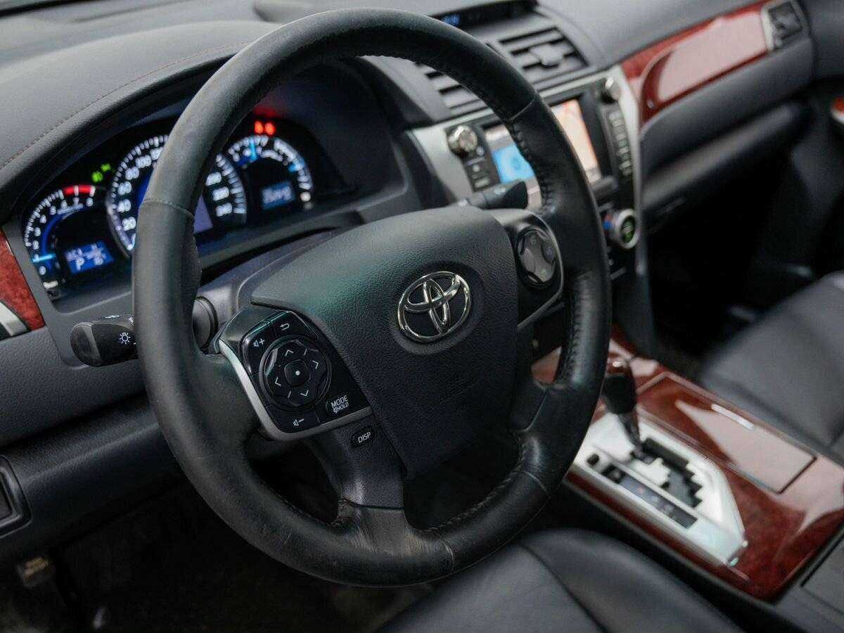 Купить Toyota Camry, 2014, 252 639 км.. Фото: #17