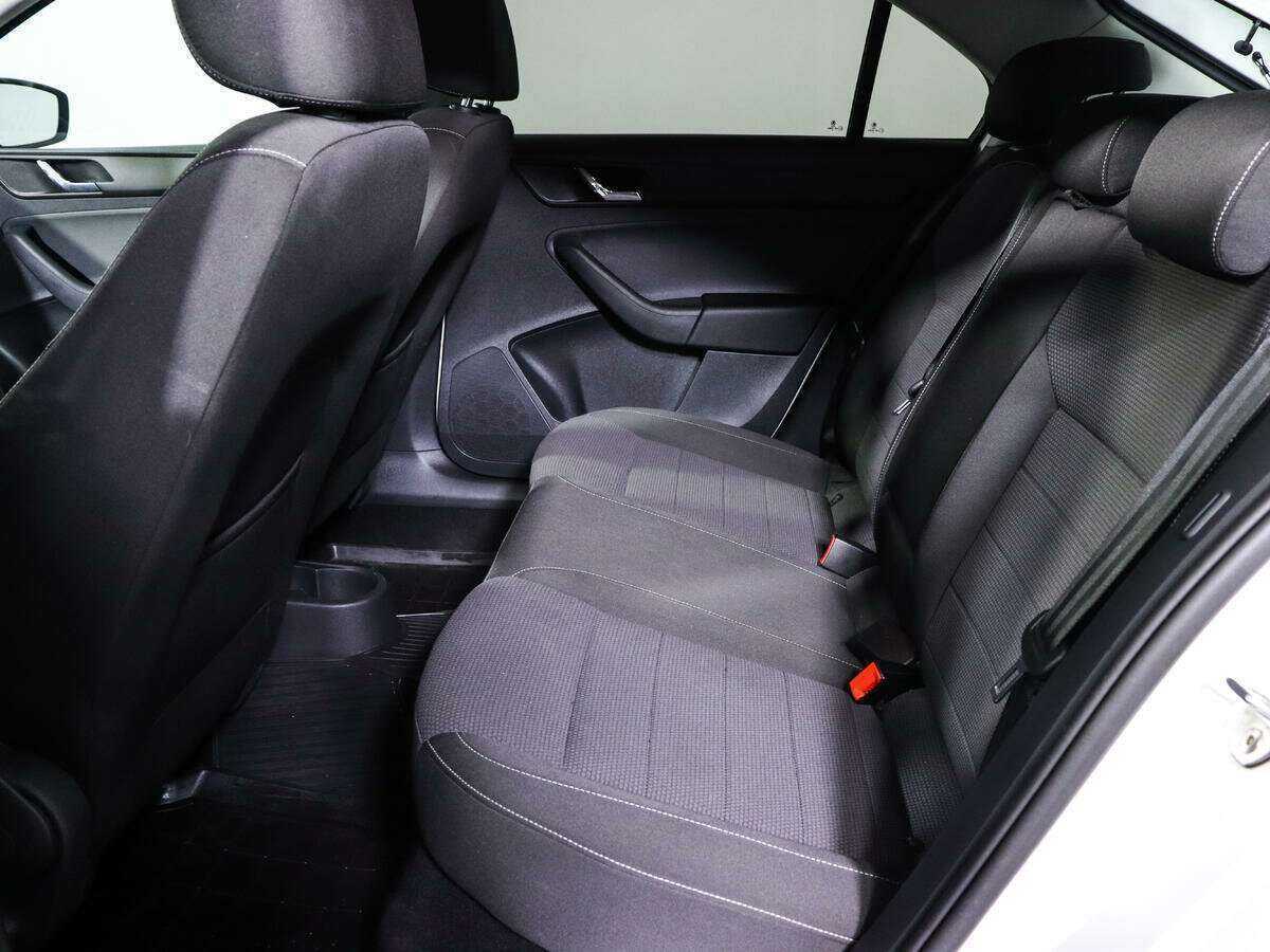 Купить Skoda Rapid, 2016, 51 300 км.. Фото: #7